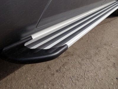 Пороги алюминиевые Slim Line Silver ТСС для Geely Emgrand X7 2013-2018